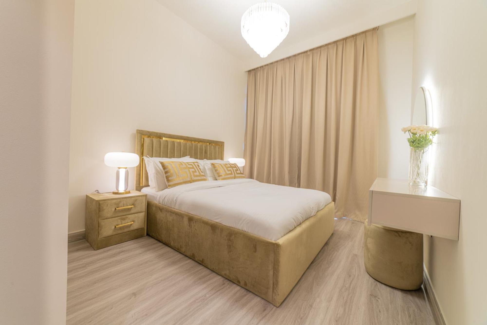First Class 2Br With Full Dubai Boulevard View Exterior photo