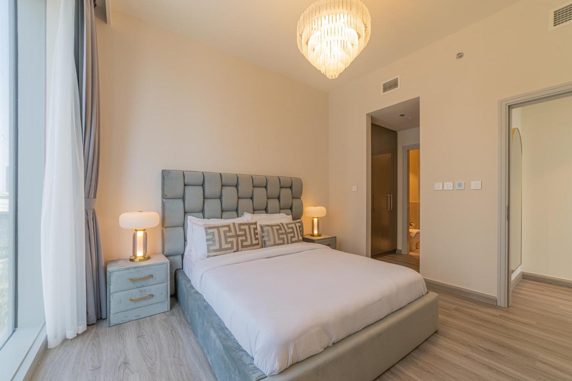 First Class 2Br With Full Dubai Boulevard View Exterior photo